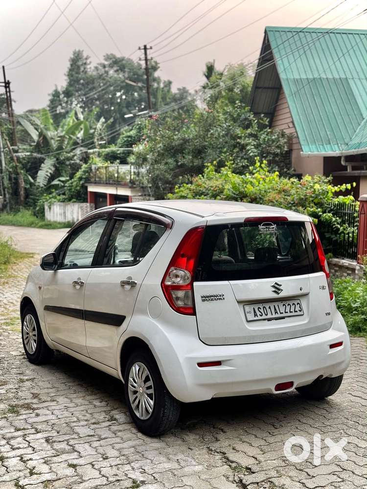Maruti Suzuki Ritz Vxi, 2010, Petrol
