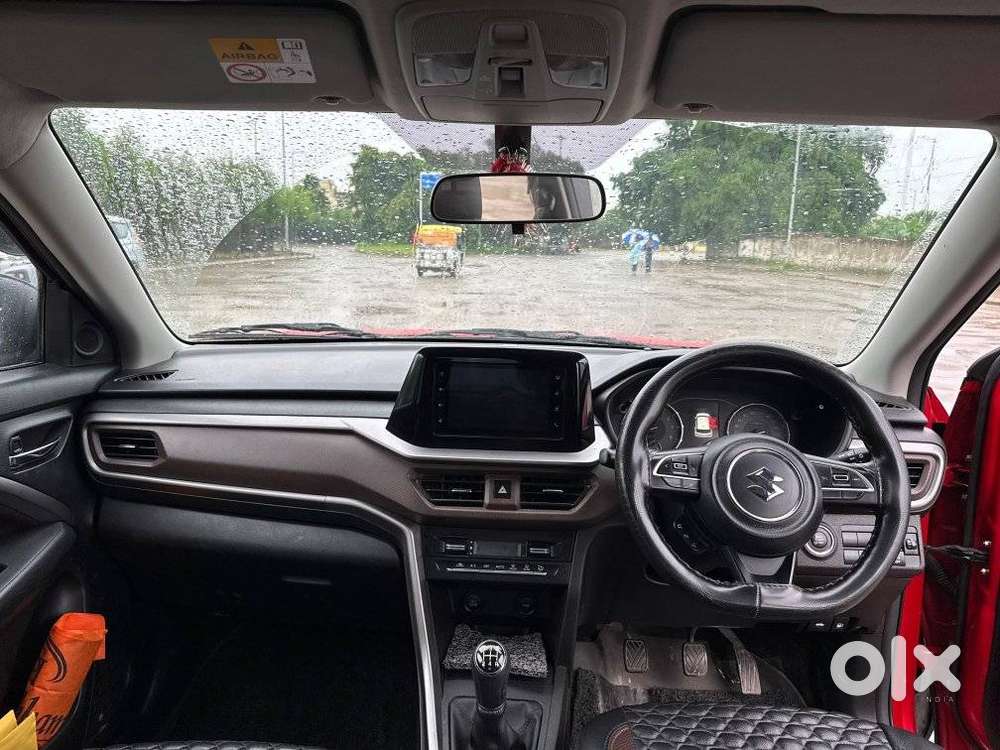 Maruti Suzuki Brezza 1.5 Zxi Smart Hybrid, 2022, Petrol