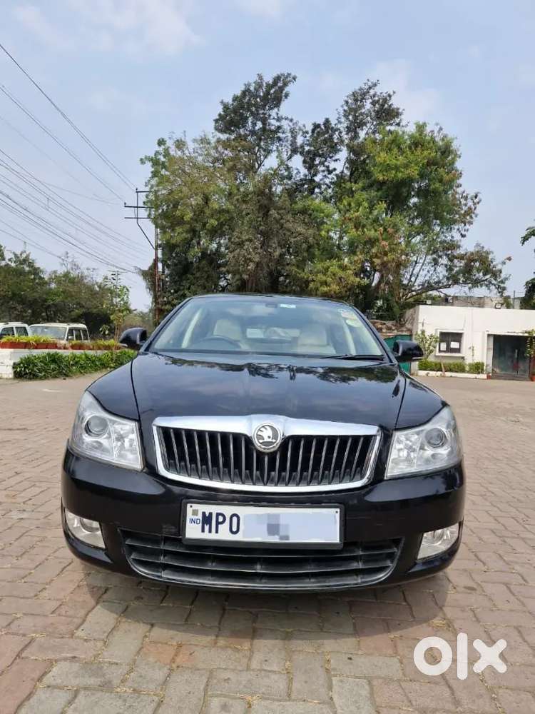 Skoda Laura 2.0 Ambiente 2011