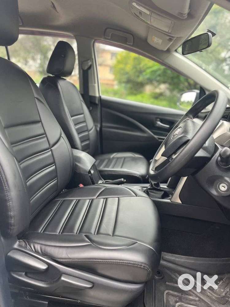Toyota Innova Crysta 2.4 G Plus Mt 8 Str, 2020, Diesel