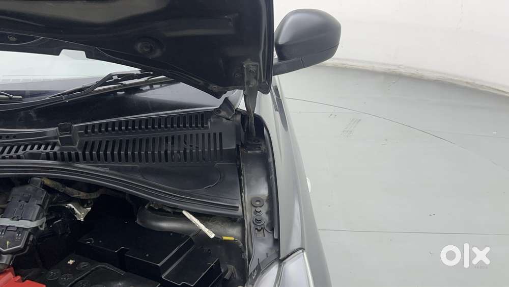 Tata Tigor Xe, 2022, Petrol