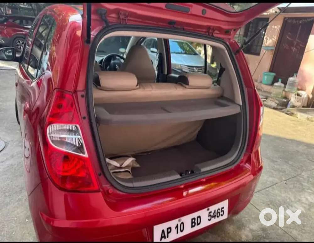 Hyundai I10 2011 Petrol 81000 Km Driven
