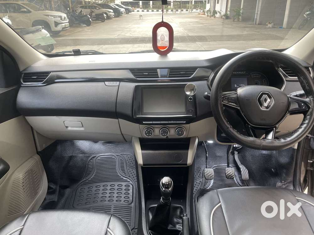 Renault Triber Rxt, 2021, Petrol