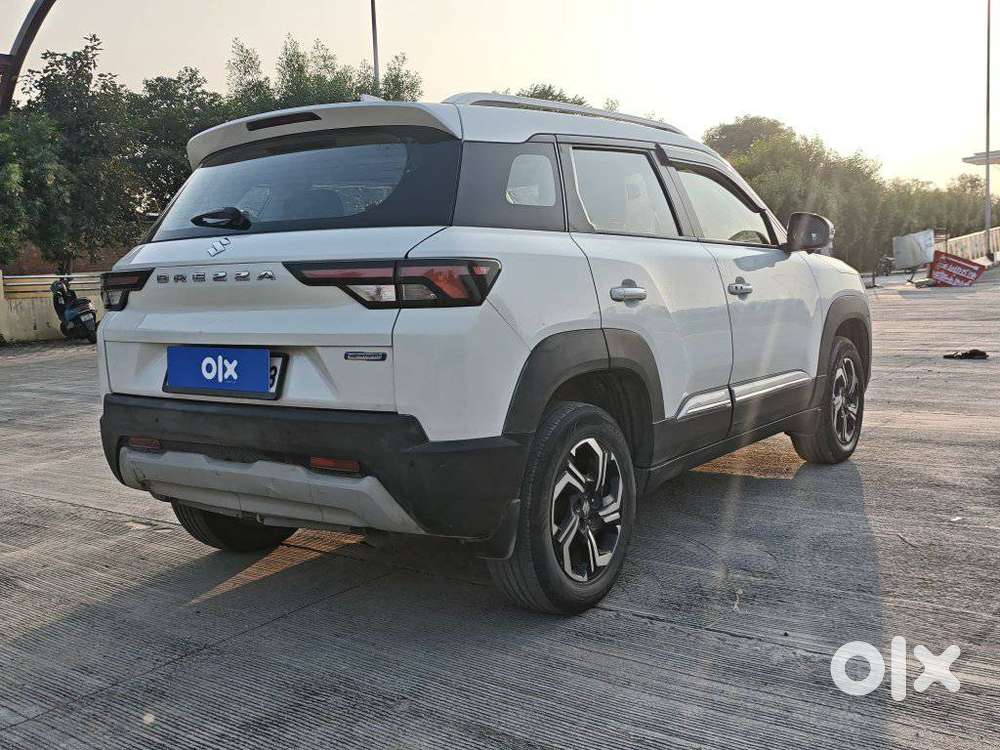 Maruti Suzuki Brezza 1.5 Zxi Plus Smart Hybrid, 2022, Petrol