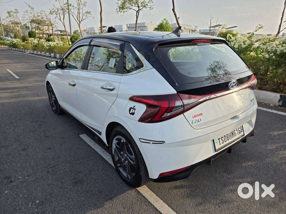 Hyundai I20 Sportz 1.2 Ivt Dual Tone, 2021, Petrol