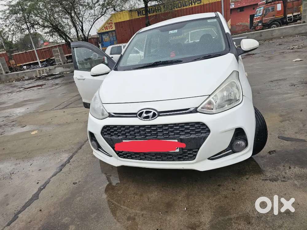 Hyundai Grand I10 2017 Diesel 90000 Km Driven