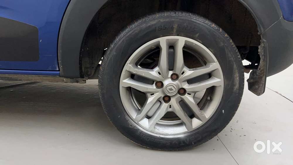 Renault Triber Rxz, 2019, Petrol
