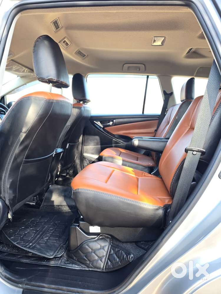 Toyota Innova Crysta [2020-ongoing] 2.4 Gx 7 Str, 2026, Diesel