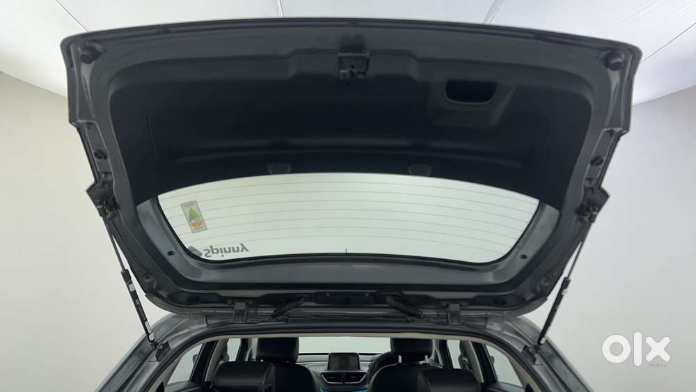 Tata Altroz Xz, 2023, Petrol