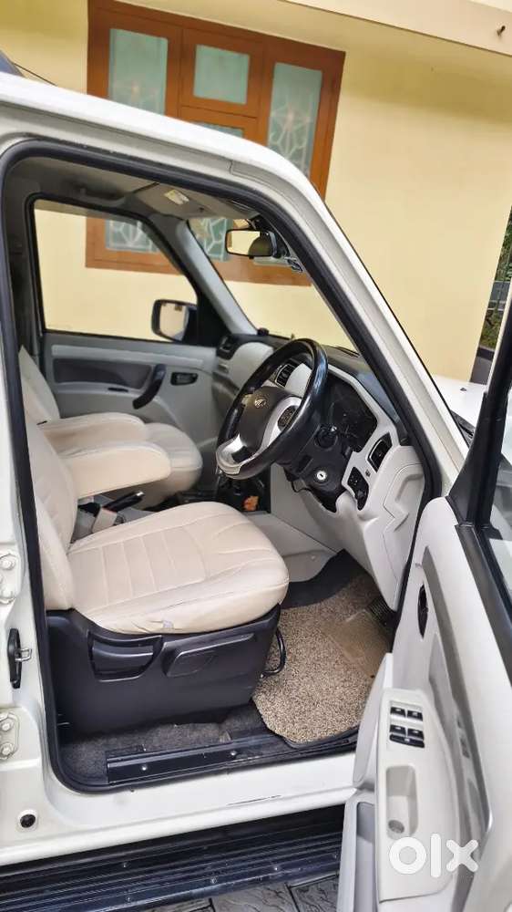 Mahindra Scorpio Classic 2016 Diesel Automatic