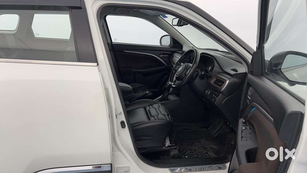 Maruti Suzuki Vitara Brezza 1.5 Zxi Plus At, 2023, Petrol