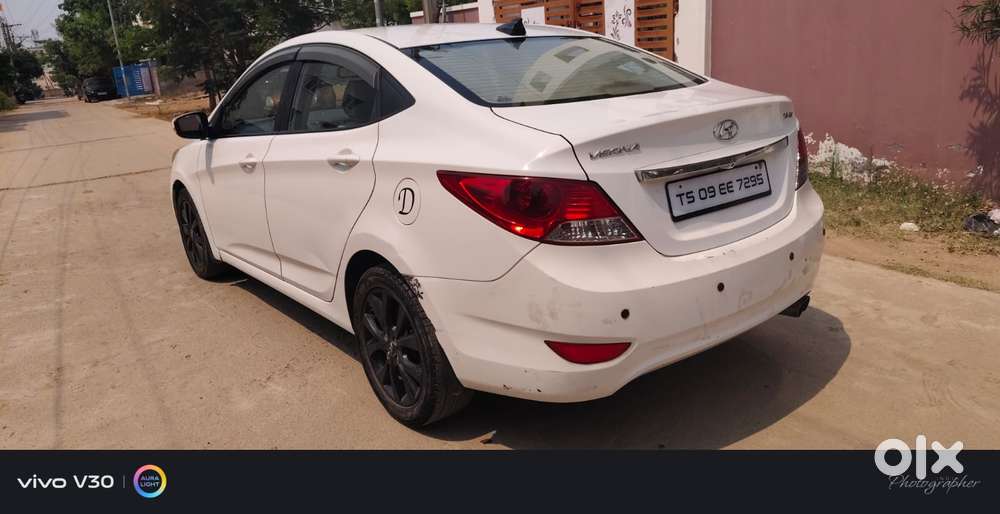 Hyundai Verna Fluidic 1.6 Sx Crdi Opt At, 2015, Diesel