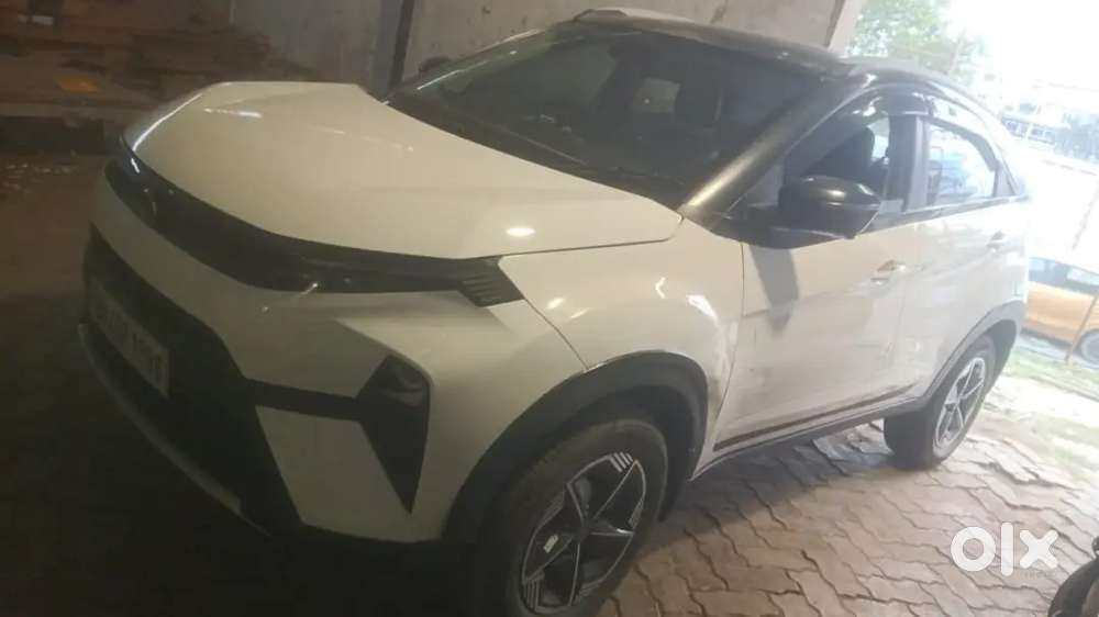 Tata Nexon 2024 Petrol Well Maintained