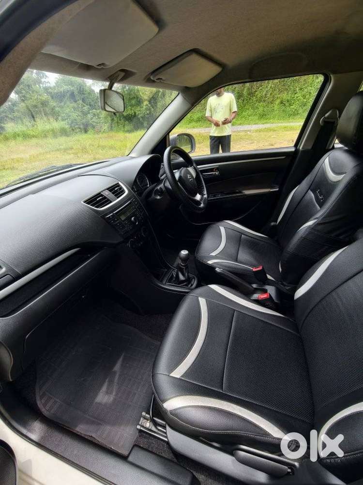 Maruti Suzuki Swift Vxi + Manual, 2014, Petrol