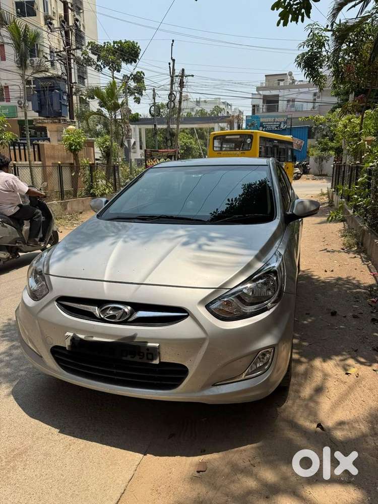 Hyundai Verna 2013