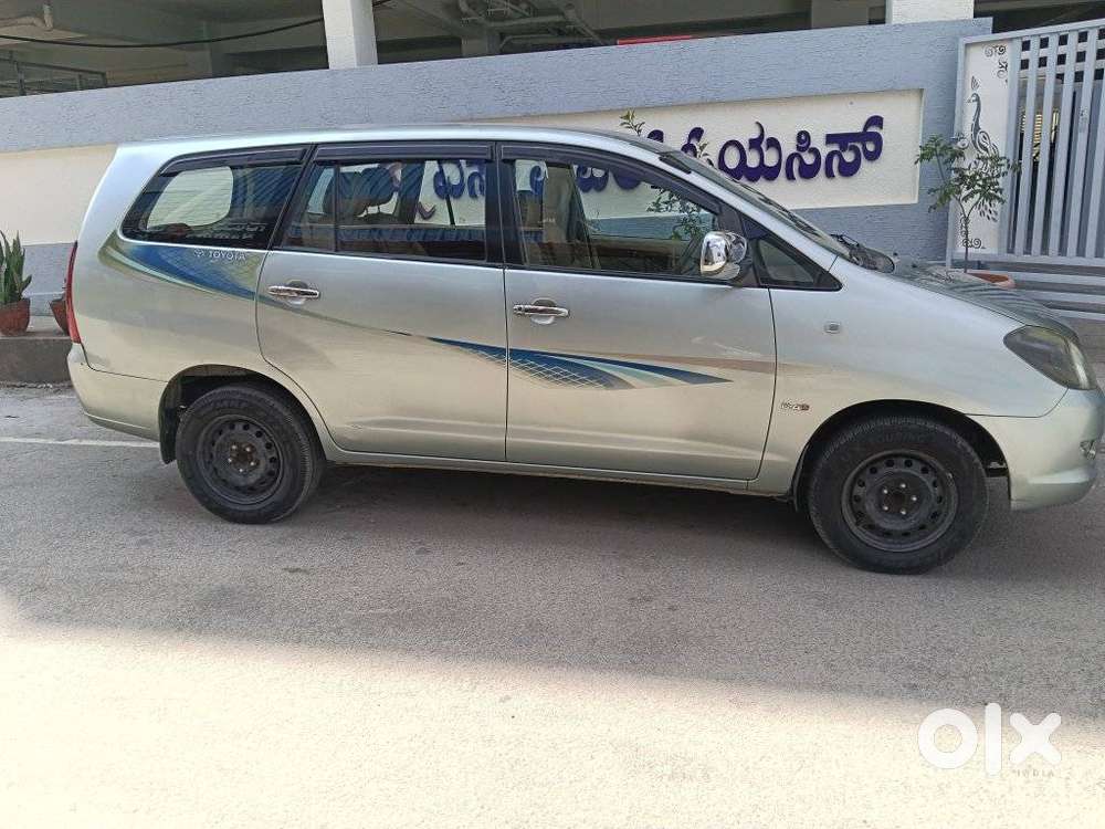 Toyota Innova 2.5 Z Diesel 7 Seater, 2006, Diesel