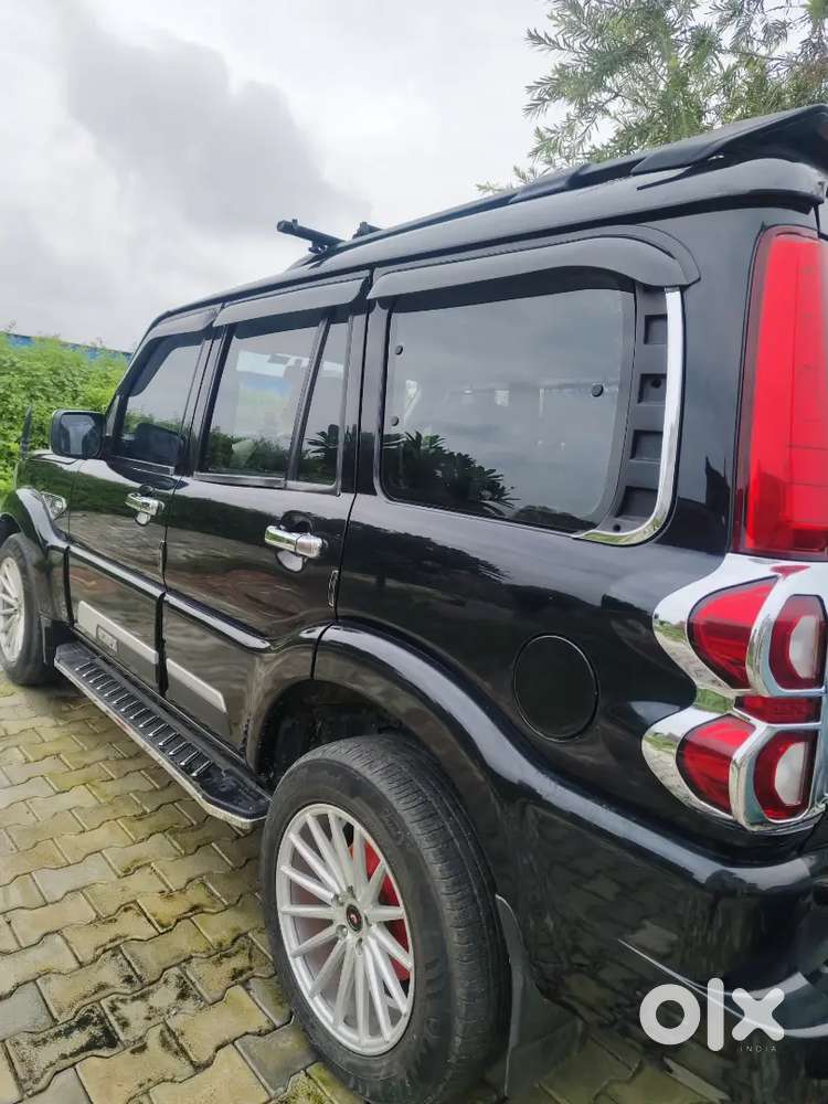 Mahindra Scorpio Classic 2023 Diesel Manual
