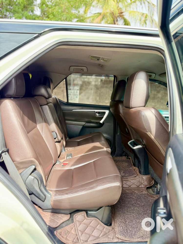 Toyota Fortuner Diesel 2017 4x4 Top Condition 1st Owner