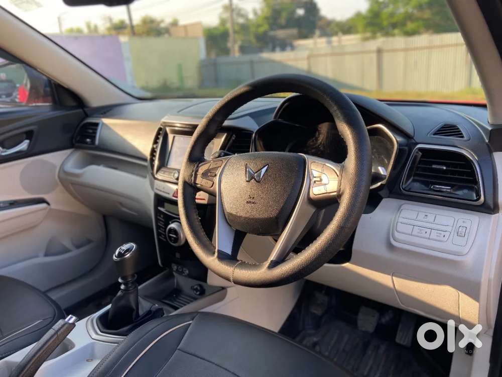Mahindra Xuv300 W8 Option, 2023, Petrol