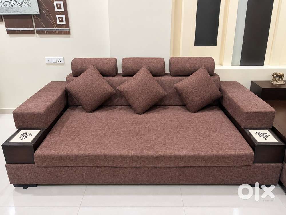️ Premium Sofa Set for Sale &ndash; ₹40,000 (Negotiable)