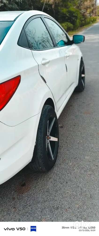 Hyundai Verna 2013 Cng & Hybrids Well Maintained