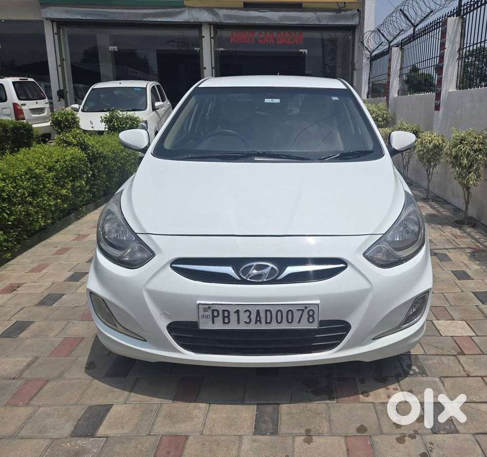 Hyundai Verna Fluidic 1.6 Crdi Sx Opt, 2012, Diesel