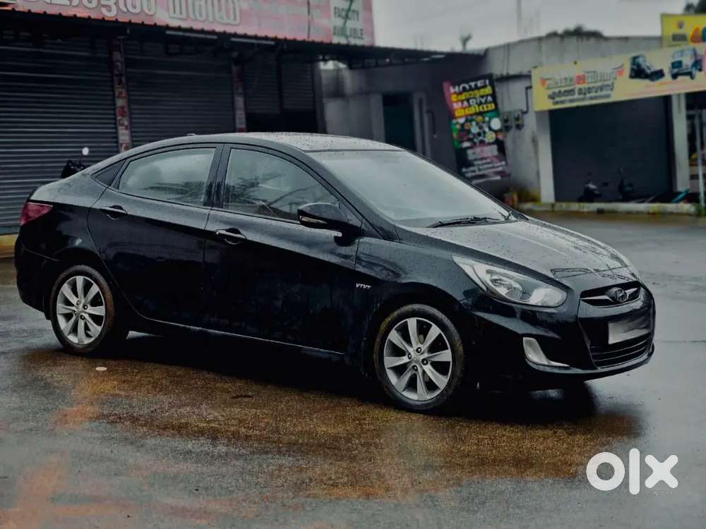 Hyundai Verna 2011 Petrol 120000 Km Driven