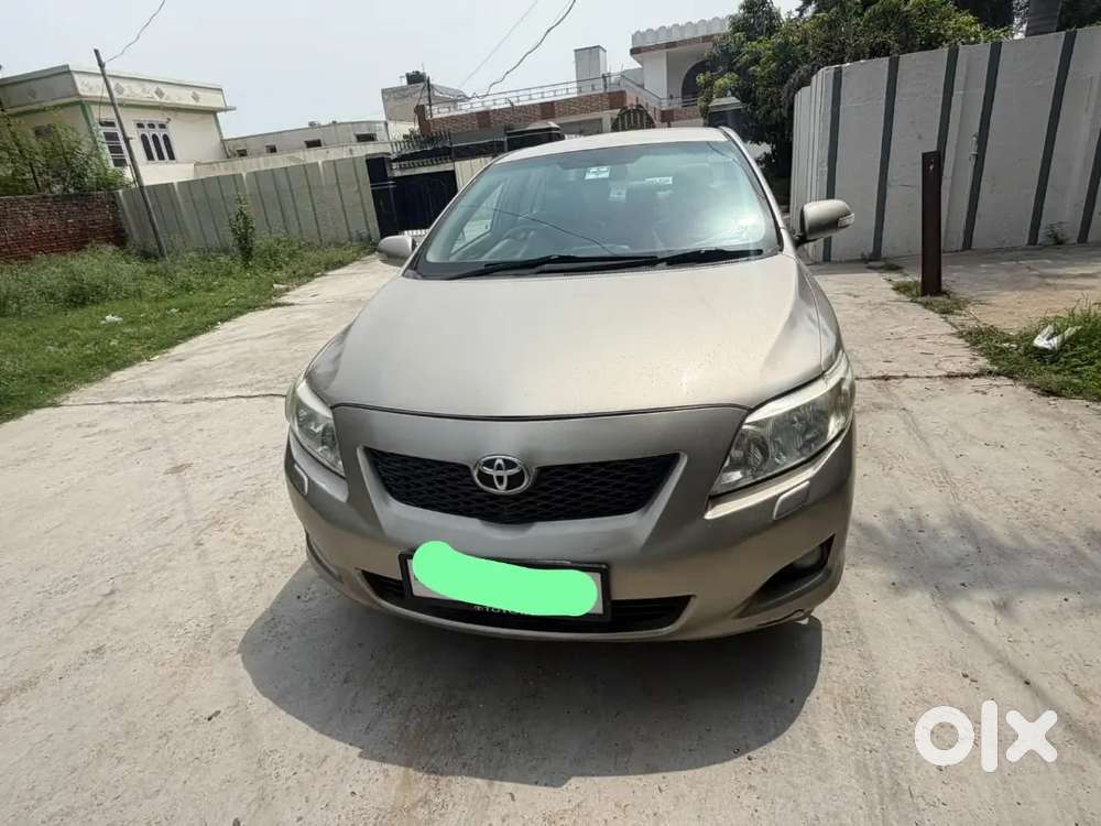 Toyota Corolla Altis 2010