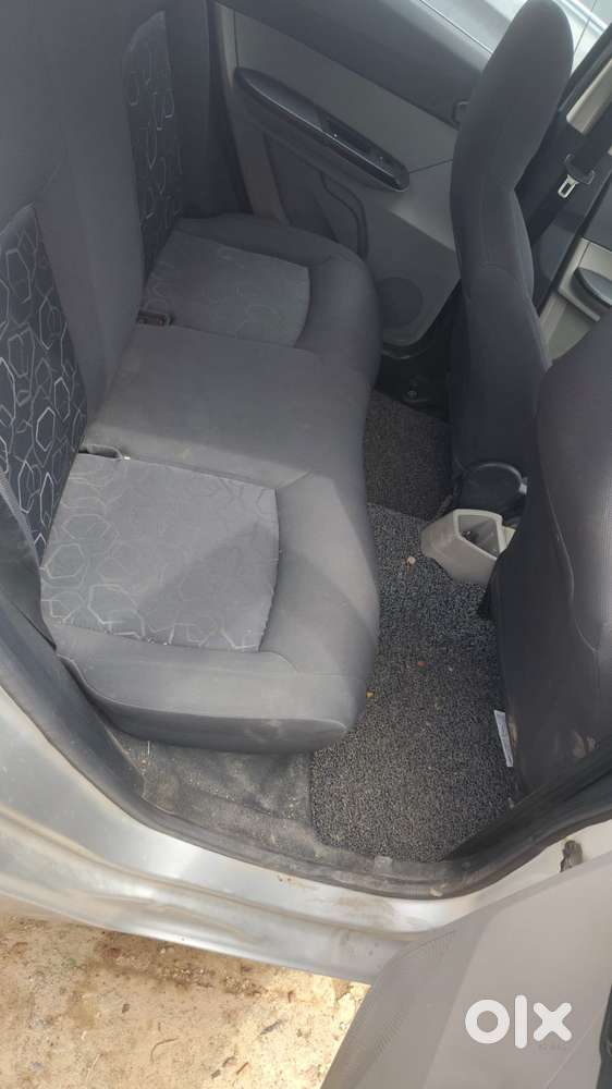 Tata Tiago 1.2 Revotron Xt, 2016, Petrol