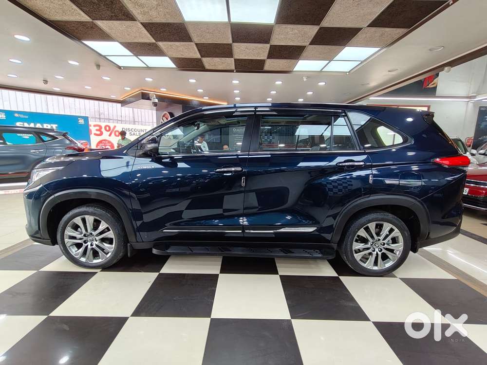 Toyota Innova Hycross 2.0 Zx Hybrid 7 Str, 2024, Petrol