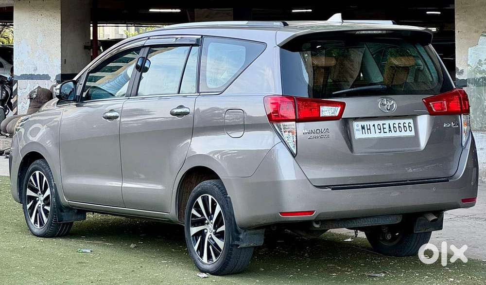 Toyota Innova Crysta [2020-ongoing] 2.7 Zx At 7 Str, 2022, Petrol