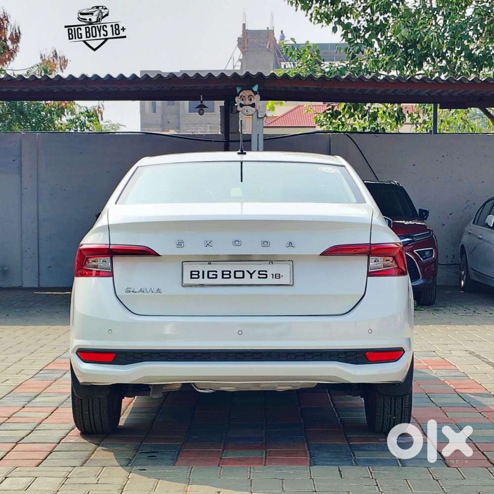 Skoda Slavia 1.0 Active Tsi, 2023, Petrol