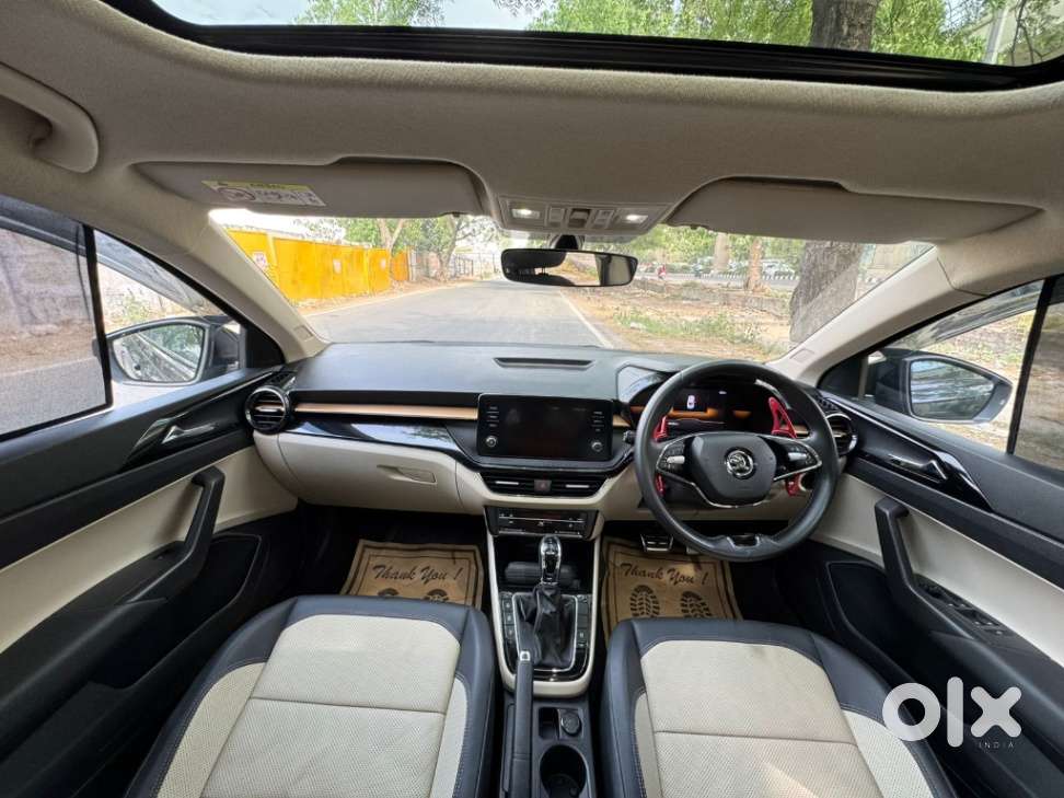 Skoda Slavia 1.0 Tsi Style, 2023, Petrol