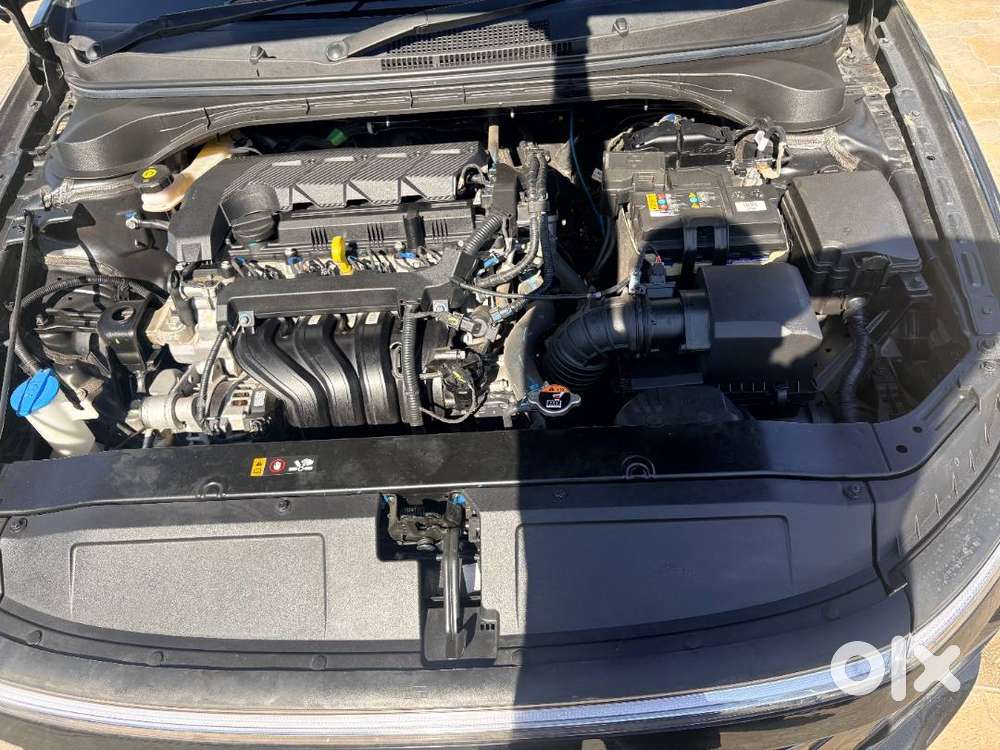 Hyundai Verna 2024 Sx 1.5 Mpi (black) – Excellent Condition