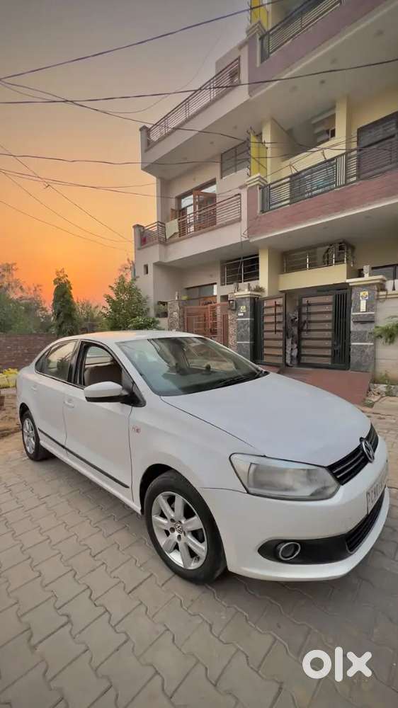Volkswagen Vento 2011 1.6 Petrol Highline