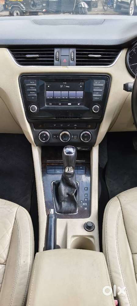 Skoda Octavia 1.8 Elegance Tsi At, 2015, Petrol