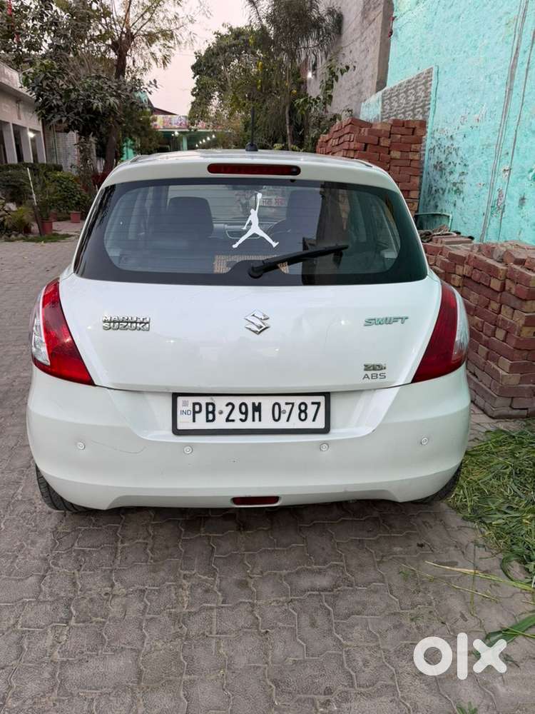 Maruti Suzuki Swift 2011