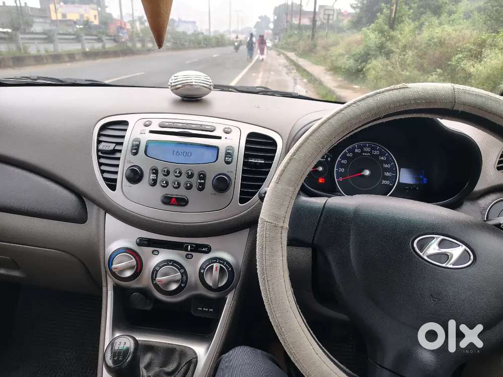 Hyundai I10 Sportz Petrol 2014-excellent Condition