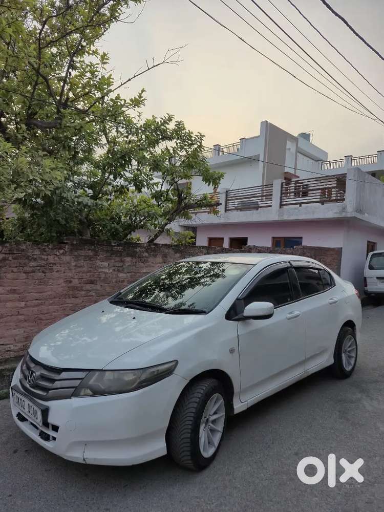 Best E20 Compliant Sedan