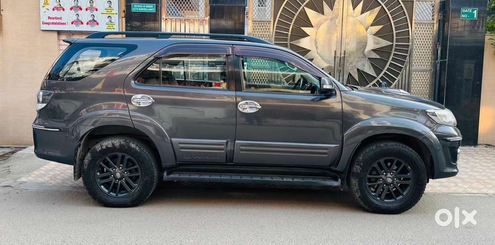 Toyota Fortuner, 2015, Diesel