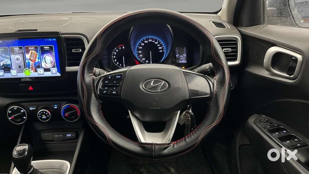 Hyundai Venue S, 2022, Petrol