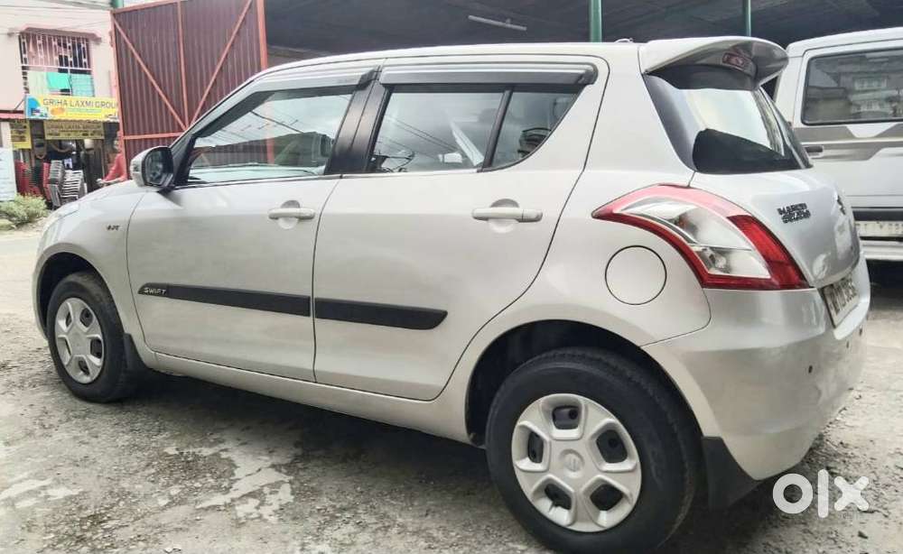 Maruti Suzuki Swift Vxi 1.2 Abs Bs-iv, 2015, Petrol