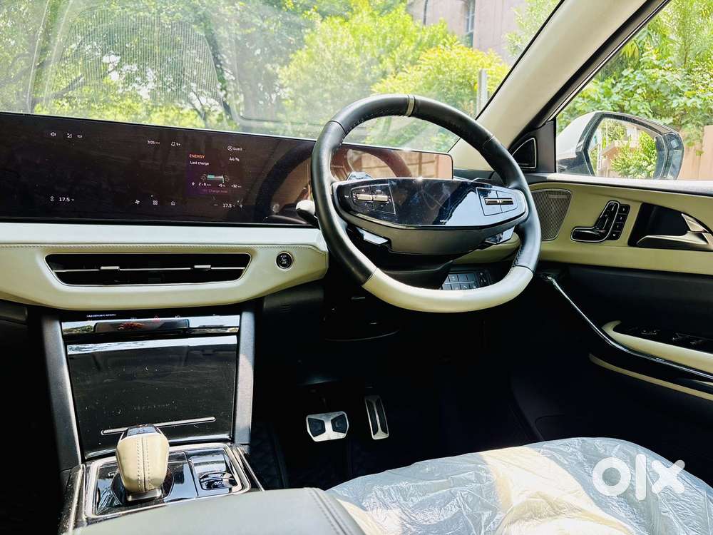 Mahindra Xev 9e Pack Two, 2025, Electric