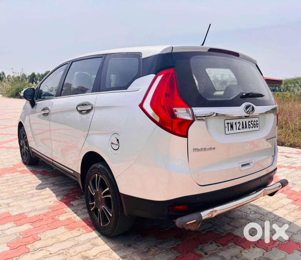 Mahindra Marazzo, 2018, Diesel