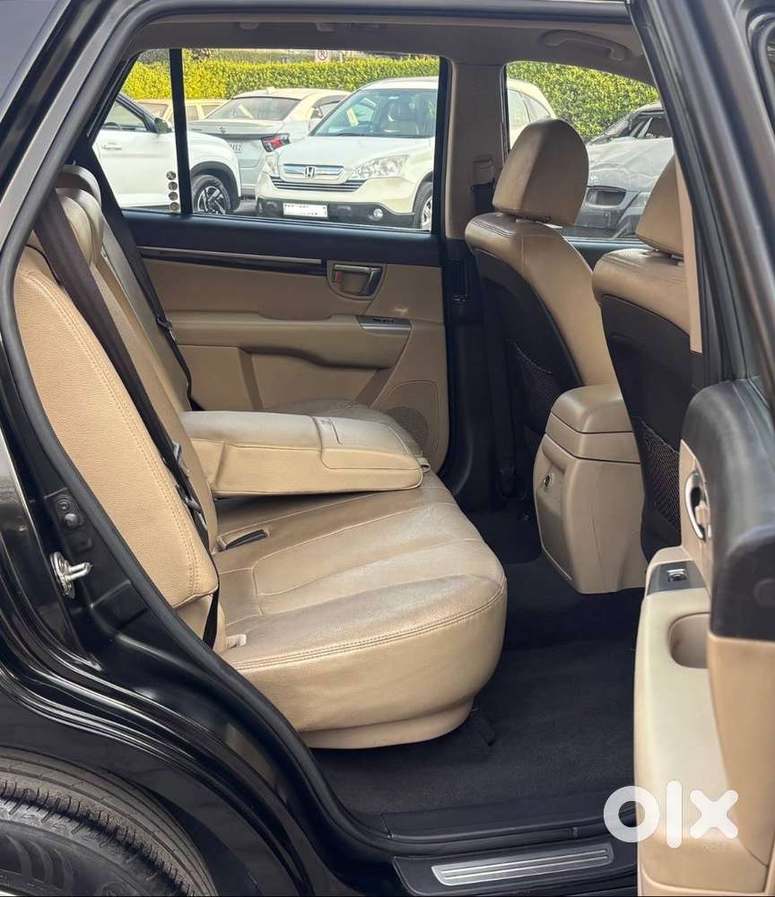 Hyundai Santa Fe 4wd At 2013, 86000 Kms Chandigarh Registration.