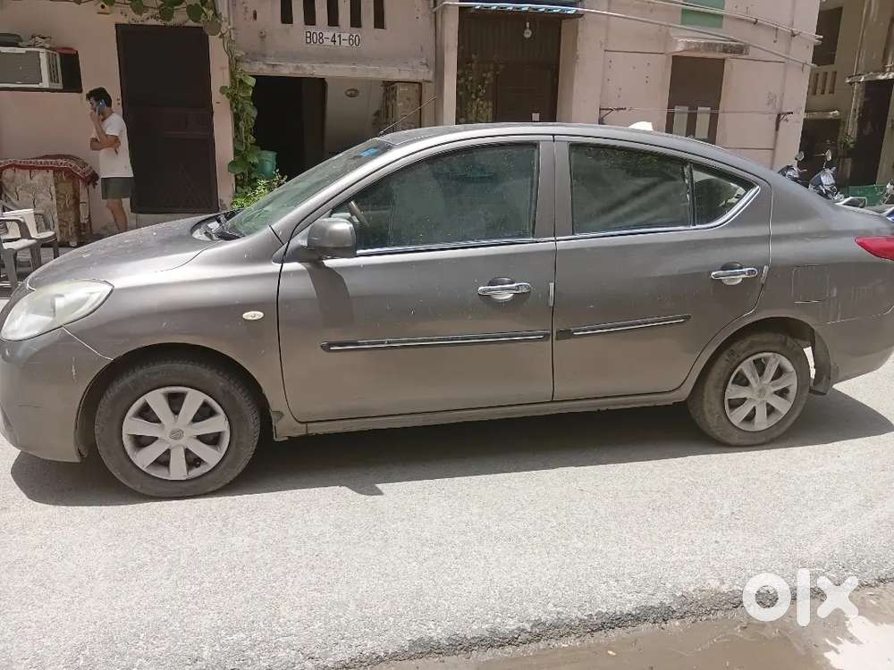 Nissan Sunny  Xl With Cng On Paper