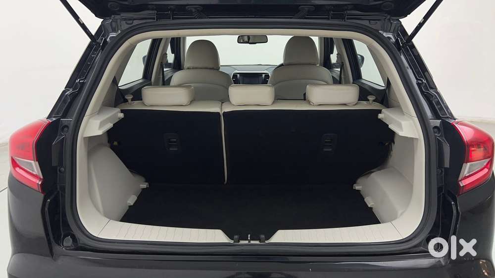 Mahindra Xuv300 W8 Option Diesel, 2022, Diesel