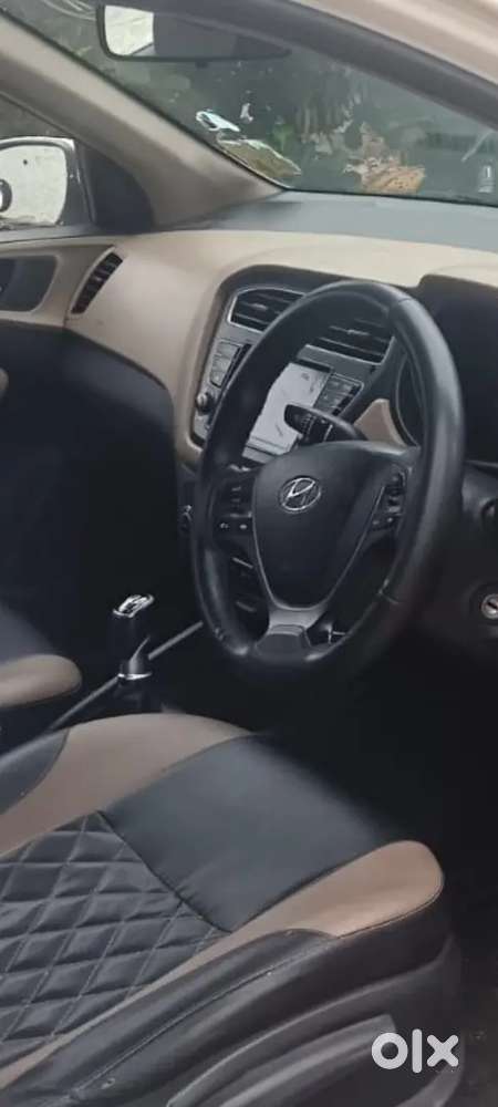 Hyundai 2018 Asta Diesel Top Model  2 Owners  Excellent Condition