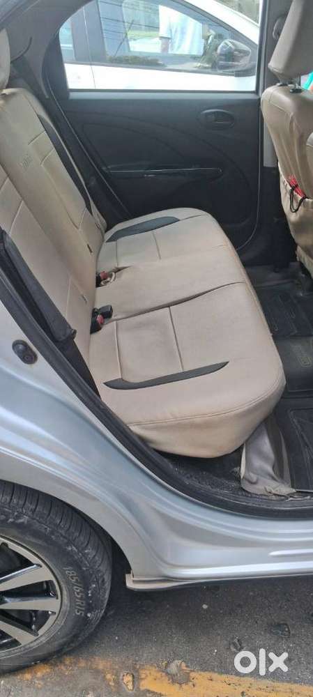 Toyota Etios Cross 1.2l G, 2018, Petrol
