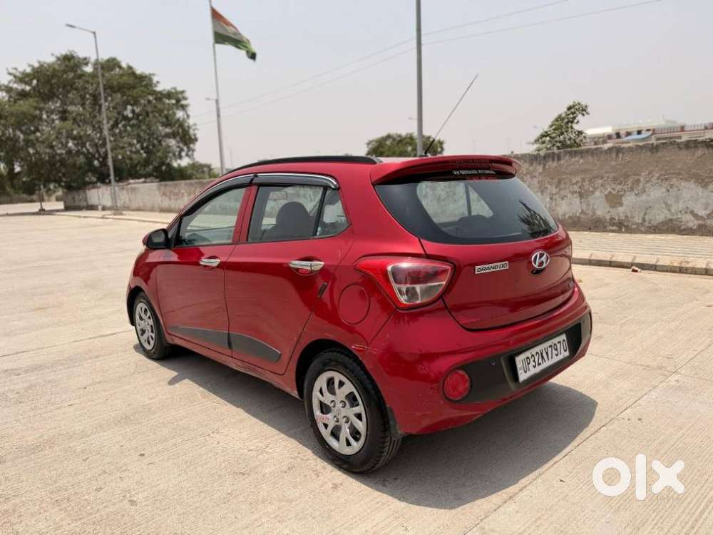 Hyundai Grand I10 1.2 Crdi Sportz Dual Tone, 2019, Petrol